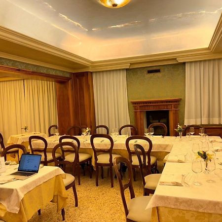 Hotel Ristorante Ca' Nova Venetië Buitenkant foto