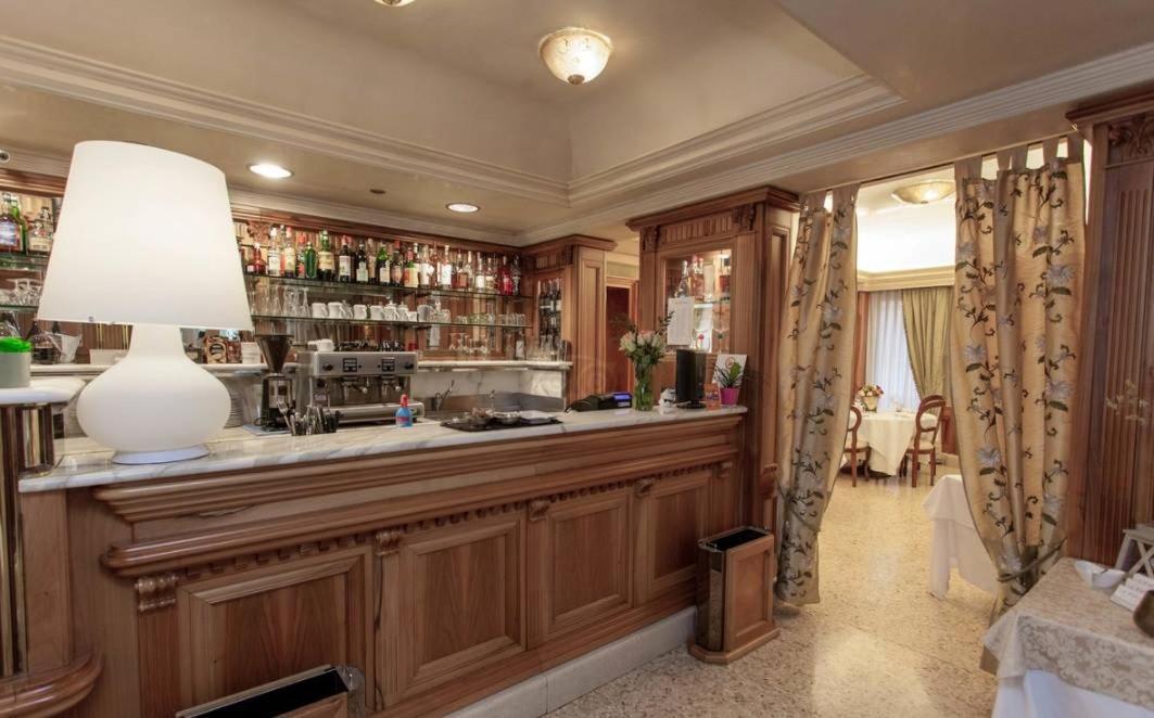 Hotel Ristorante Ca' Nova Venetië Buitenkant foto