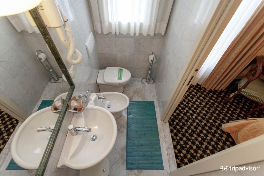 Hotel Ristorante Ca' Nova Venetië Buitenkant foto